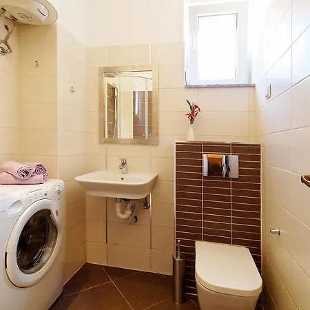 Apartament Eline